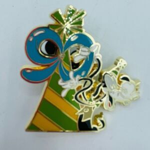 Authentic Disney Pin Goofy Party Celebrating 90 Years Birthday Hat
